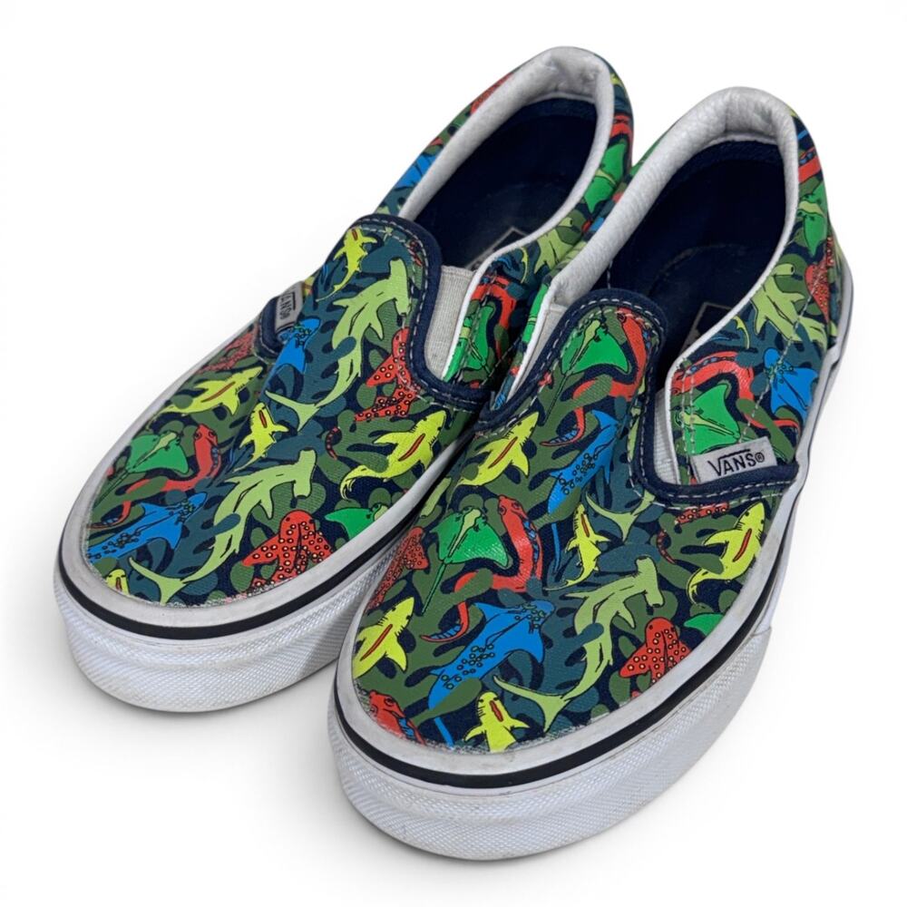 Vans Classic Slip-On Glow in the Dark Shark Sneakers Kids Size 1Y Excellent Used